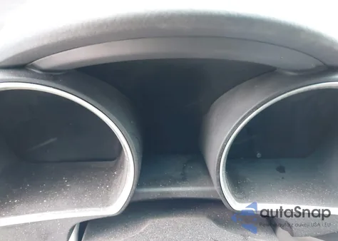 2011 Toyota Highlander Se V6 from USA, damaged, VIN 5TDBK3EH8BS064368